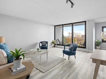 73 Broad Reach