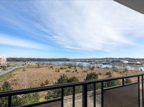 73 Broad Reach T41C, Weymouth MA 02191
