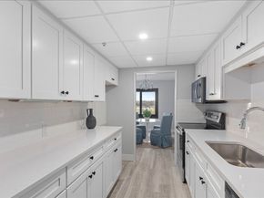 73 Broad Reach T41C, Weymouth MA 02191