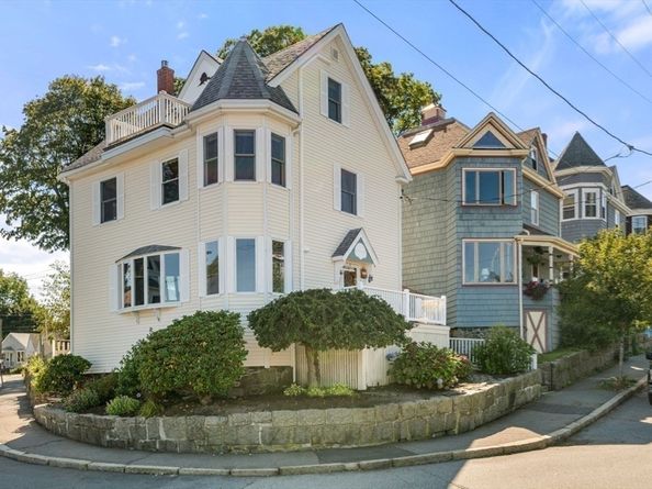 1 Ocean Ave, Salem MA 01970