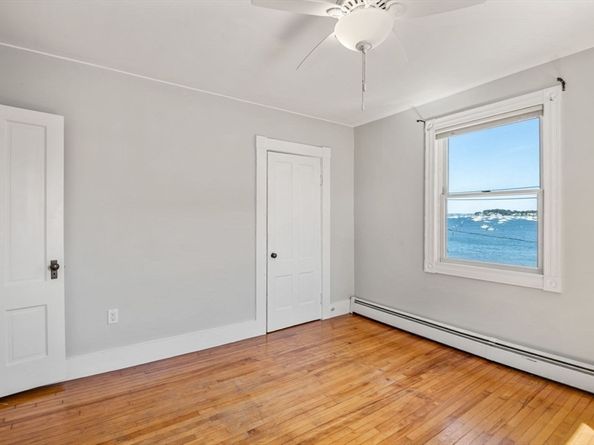 1 Ocean Ave, Salem MA 01970
