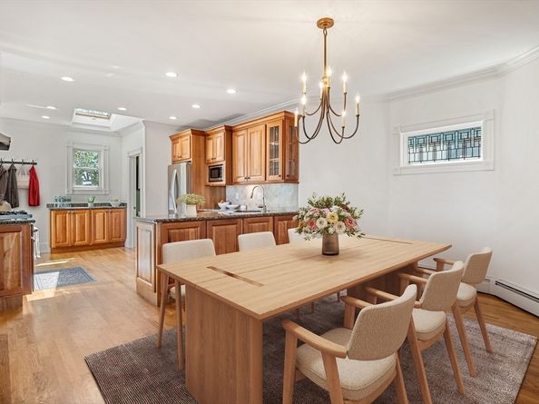 1 Ocean Ave, Salem MA 01970