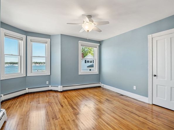 1 Ocean Ave, Salem MA 01970
