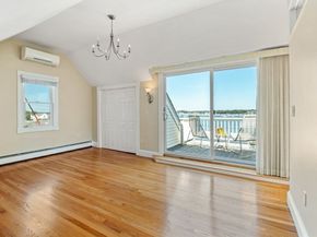 1 Ocean Ave, Salem MA 01970