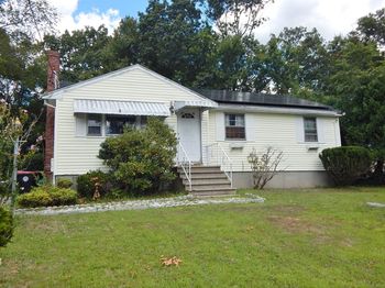 104 Crestfield Dr