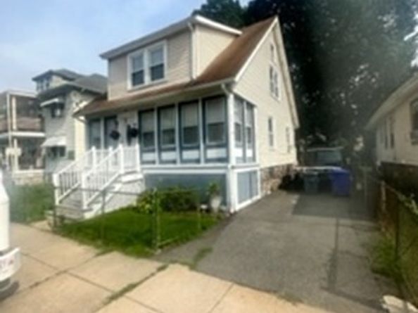 90 Hollingsworth St, Boston MA 02126
