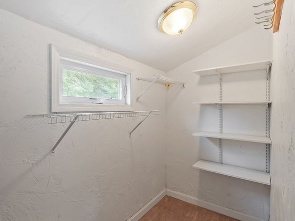 11 Parlee Rd, Chelmsford MA 01824
