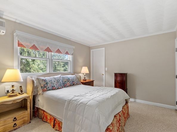 11 Parlee Rd, Chelmsford MA 01824