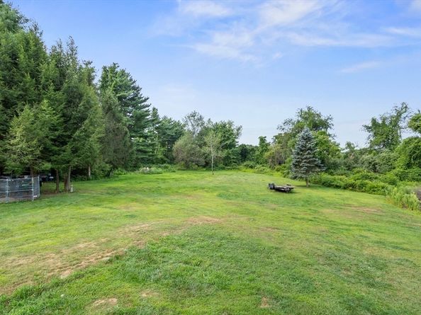 139 Depot Rd, Harvard MA 01451