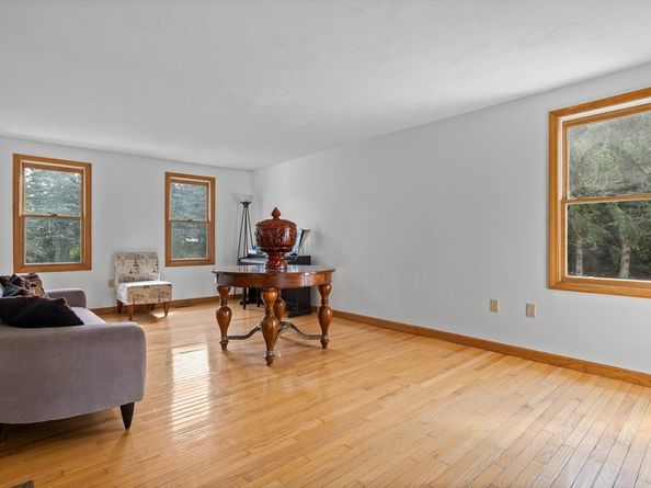 139 Depot Rd, Harvard MA 01451