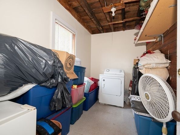 219 Charlton St, Southbridge MA 01550