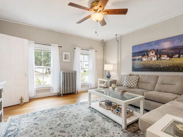 329 Village Street, Medway MA 02053