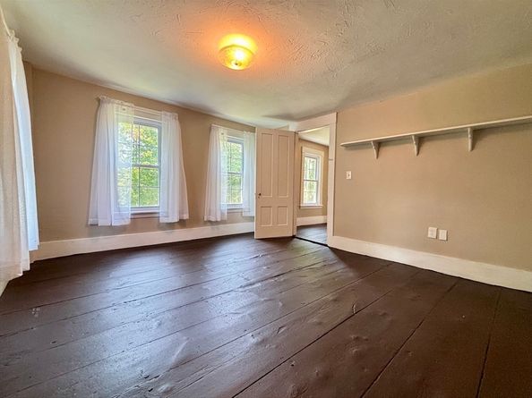 20 Town Farm Rd, Princeton MA 01541