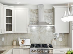 17 Bond St 1, Somerville MA 02145