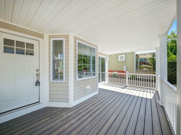 17 Bond St 1, Somerville MA 02145