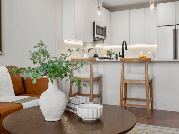 100 Lincoln Street 305, Boston MA 02135