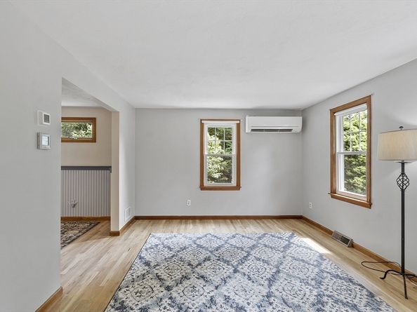 10 Masciarelli Dr, Marlborough MA 01752