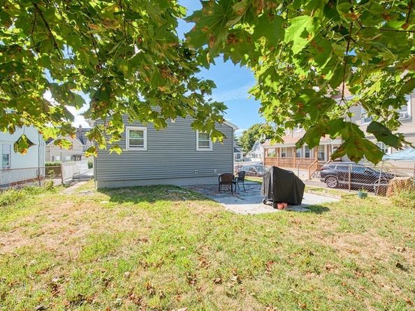7 Wendell Ave, Brockton MA 02302