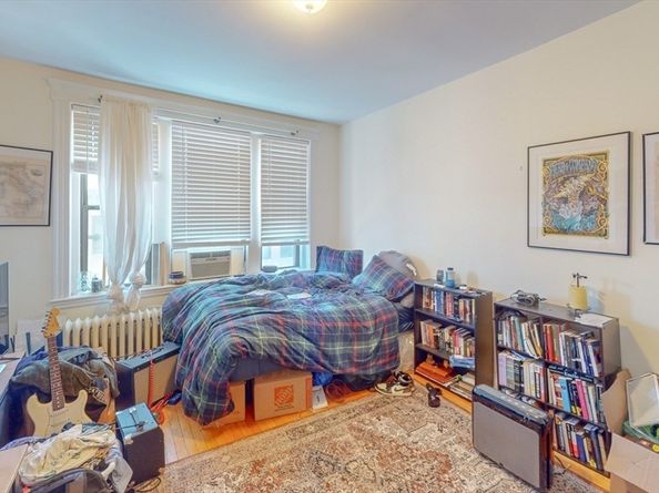 6 Sutherland Rd 41, Boston MA 02135