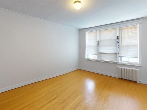 6 Sutherland Rd 41, Boston MA 02135