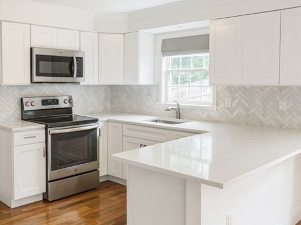 55 Lyons St 1, Quincy MA 02169
