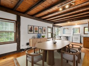 3 Millbury St, Grafton MA 01519