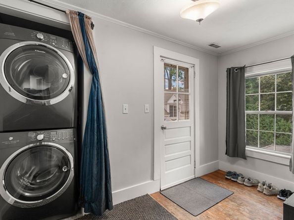 3 Millbury St, Grafton MA 01519