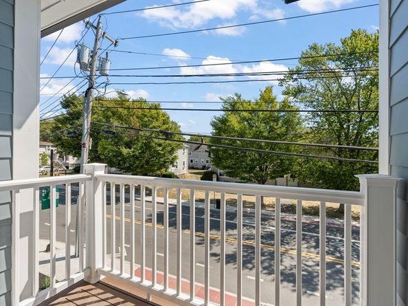 260 Elm St 202, Everett MA 02149