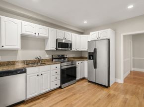 798 Mount Auburn St 798, Watertown MA 02472