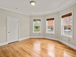 798 Mount Auburn St 798, Watertown MA 02472
