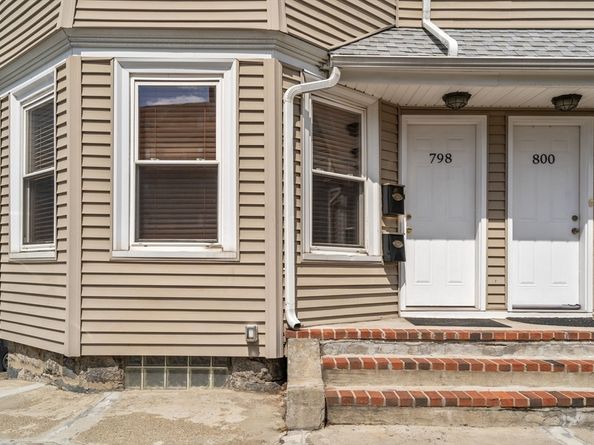 798 Mount Auburn St 798, Watertown MA 02472
