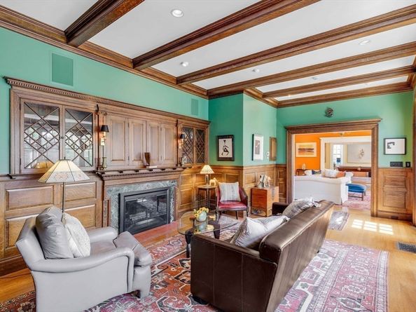 26 Winter St, Salem MA 01970