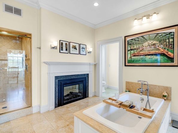 26 Winter St, Salem MA 01970