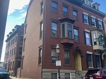 22 Harvard St