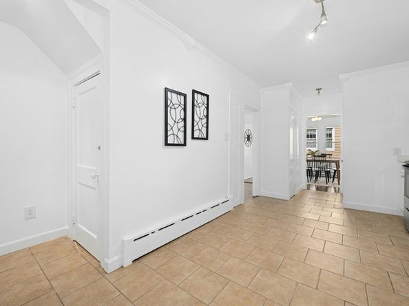 5 Coombs Road, Worcester MA 01602