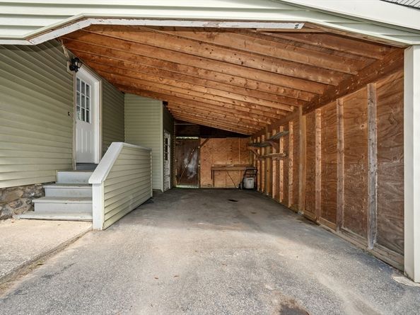 5 Coombs Road, Worcester MA 01602