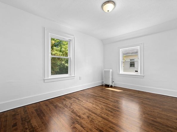 5 Coombs Road, Worcester MA 01602