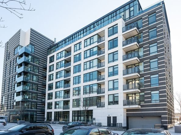 40 Traveler St 703, Boston MA 02118