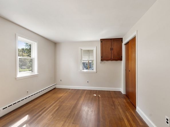 18 Pleasant St, Littleton MA 01460