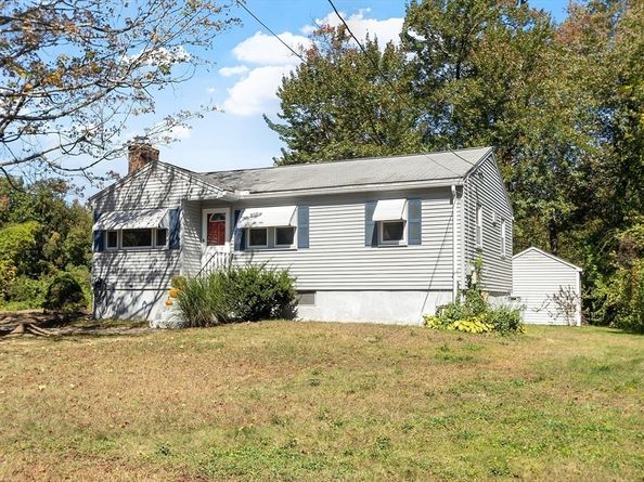 18 Pleasant St, Littleton MA 01460