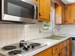 18 Pleasant St, Littleton MA 01460