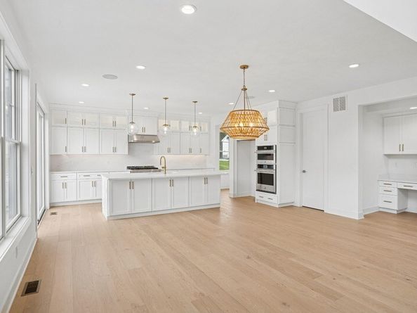 6 Lady Constance Way 21, Westford MA 01886