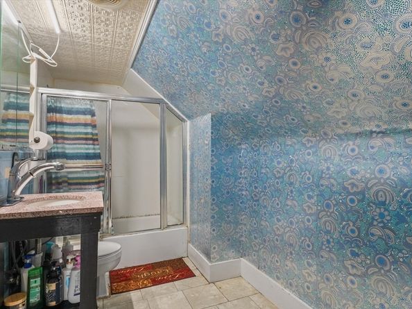 26 Groveland St, Lynn MA 01902