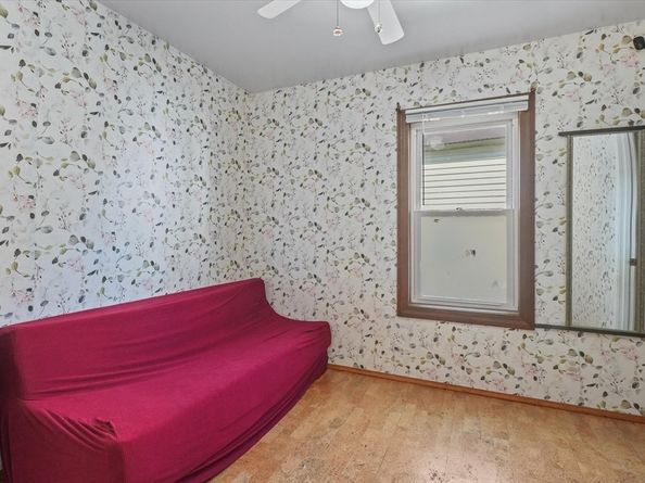 26 Groveland St, Lynn MA 01902