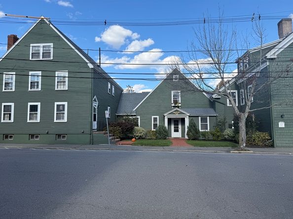 8 Franklin St 19, Marblehead MA 01945