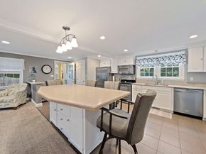 16 Jay Rd, Weymouth MA 02190