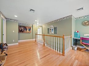 16 Jay Rd, Weymouth MA 02190