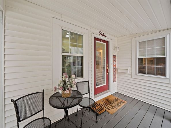 16 Jay Rd, Weymouth MA 02190