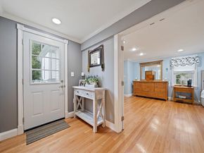 16 Jay Rd, Weymouth MA 02190