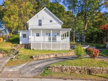 134 Pleasant St